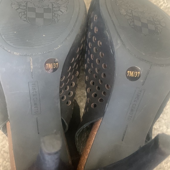 VINCE Camuto stiletto sling back heels - Picture 2 of 5